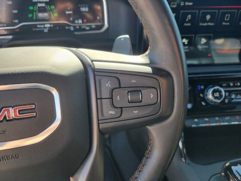Used 2023 GMC Sierra 1500 AT4 w/ AT4 Premium Package AWD/4WD image 18