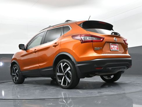 Used 2022 Nissan Rogue Sport SL image 35