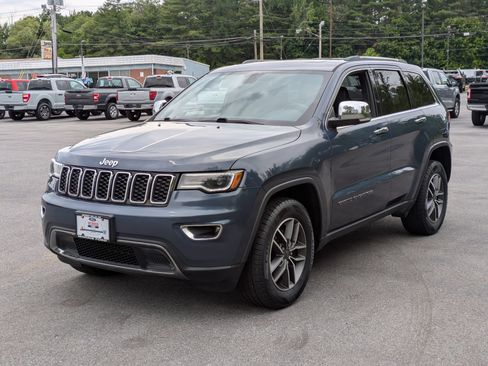 Used 2020 Jeep Grand Cherokee Limited w/ Premium Lighting Group AWD/4WD image 5