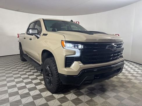 Used 2022 Chevrolet Silverado 1500 LT Trail Boss w/ LT Trail Boss Premium Package image 1