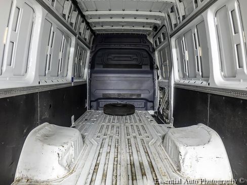 Used 2019 Mercedes-Benz Sprinter 170 Cargo w/ Driver Convenience Package image 22