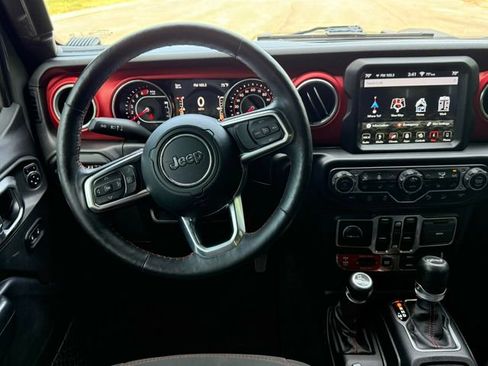 Used 2019 Jeep Wrangler Unlimited Rubicon AWD/4WD image 15