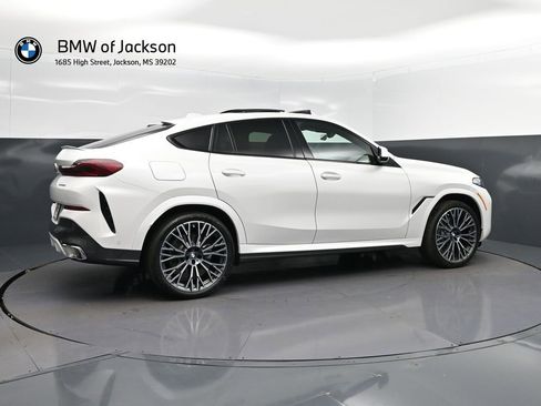 New 2027 BMW X6 xDrive40i w/ Premium Package AWD/4WD image 8