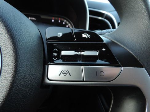 Used 2024 Hyundai Santa Cruz SEL FWD image 25