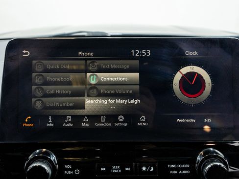 Used 2021 Nissan Armada Platinum image 21