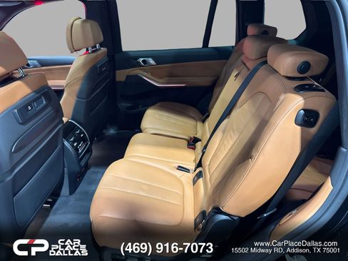 Used 2022 BMW X7 xDrive40i w/ M Sport Package AWD/4WD image 20