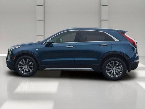 Certified 2019 Cadillac XT4 Premium Luxury FWD image 2