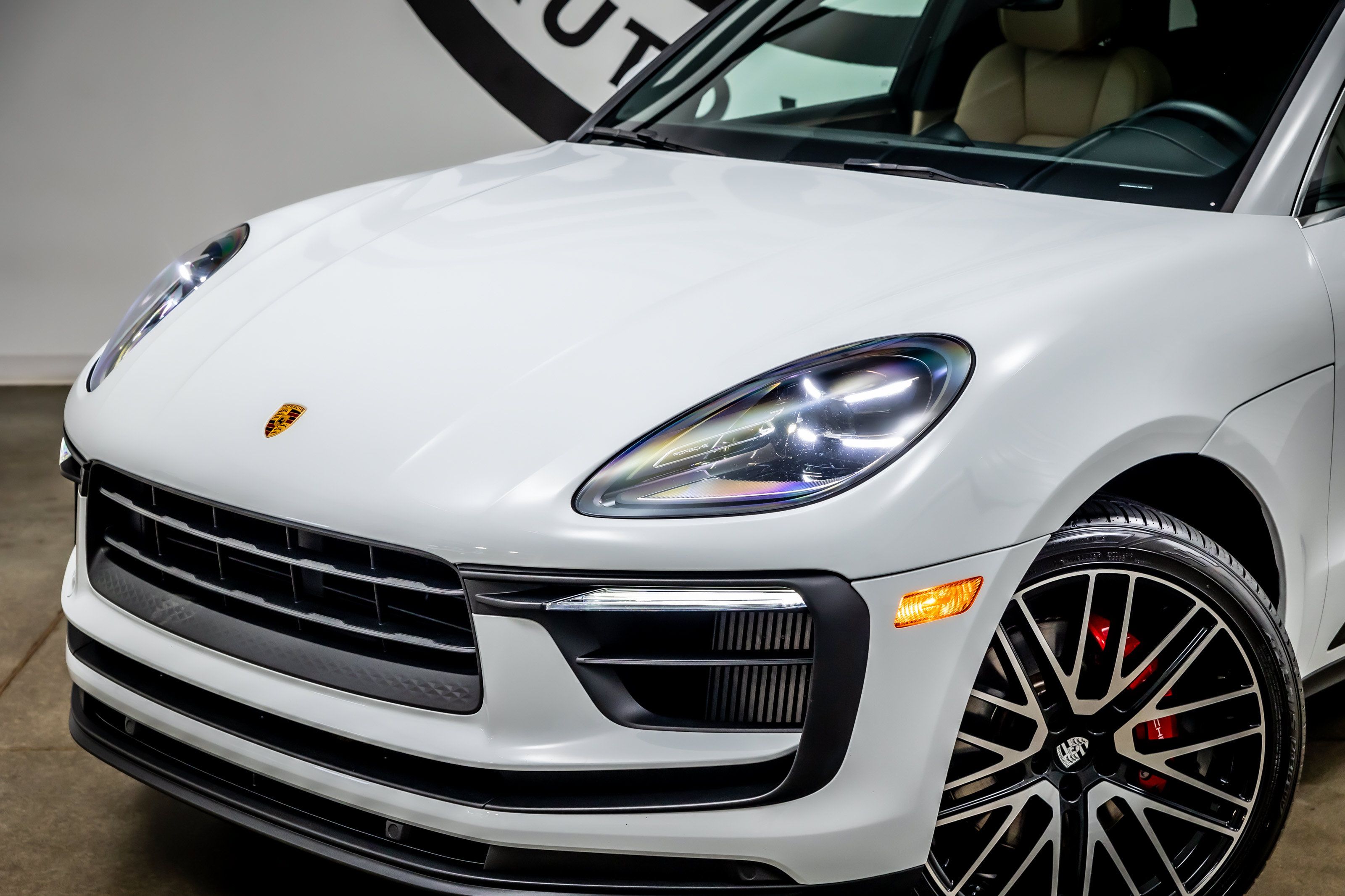 Used 2022 Porsche Macan S AWD/4WD image 19