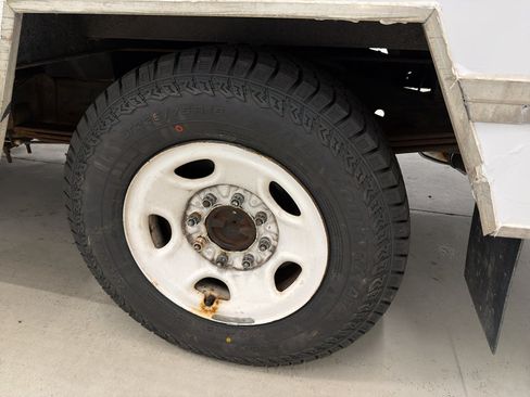 Used 2013 GMC Savana 3500 RWD image 15