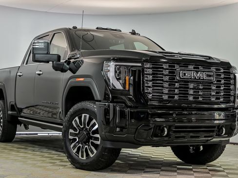 New 2026 GMC Sierra 2500 Denali Ultimate w/ Max Trailering Package AWD/4WD image 1