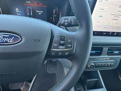 New 2025 Ford Maverick Lobo AWD/4WD image 27