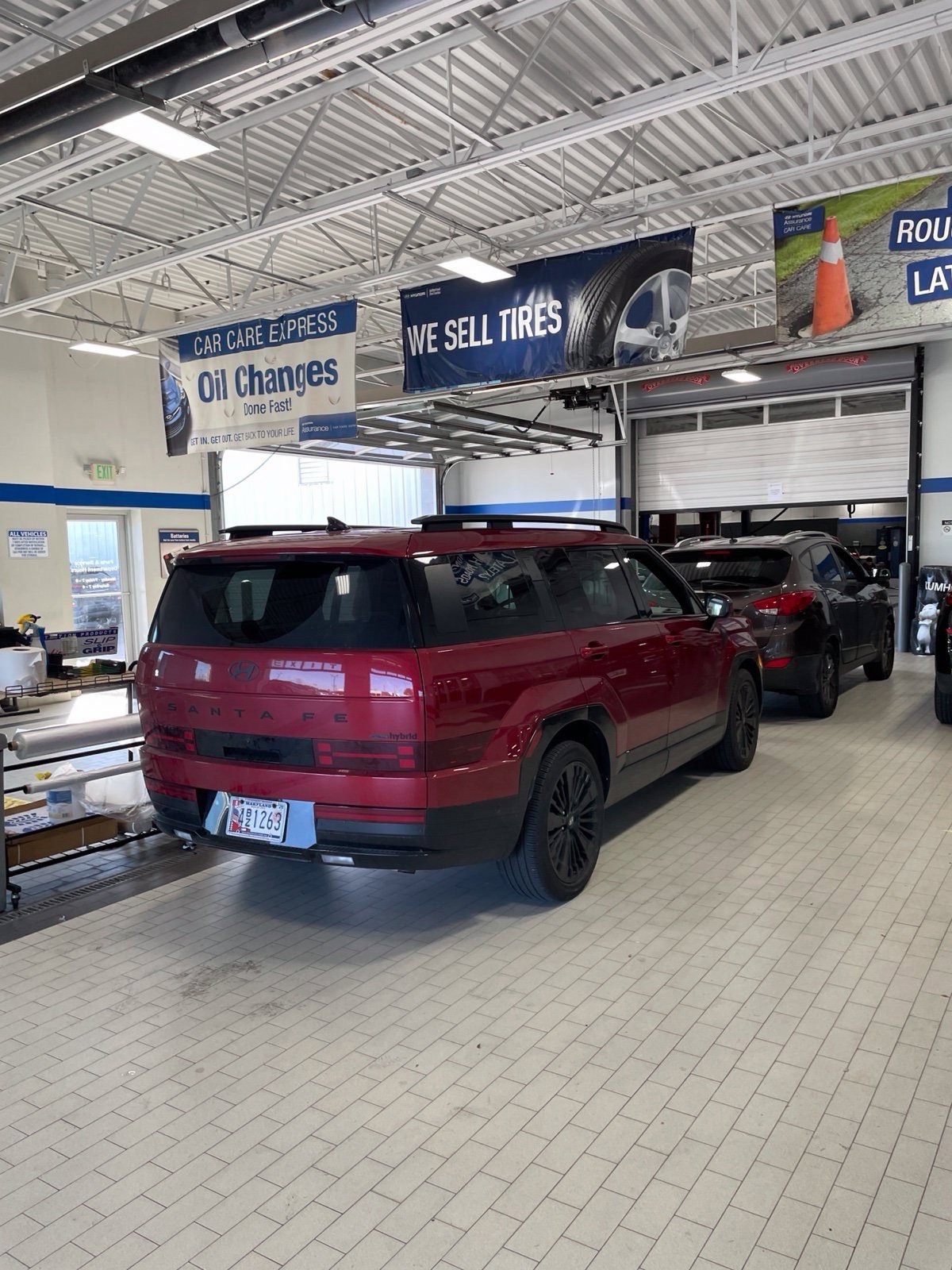 Used 2024 Hyundai Santa Fe Calligraphy AWD/4WD image 4