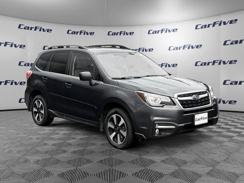 Used 2018 Subaru Forester 2.5i Limited AWD/4WD image 8