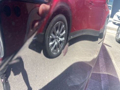 Used 2017 GMC Acadia SLE w/ Driver Alert Package I FWD image 27