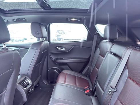 Certified 2022 Chevrolet Blazer RS w/ Enhanced Convenience Package image 32