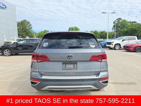 Used 2023 Volkswagen Taos SE FWD image 7