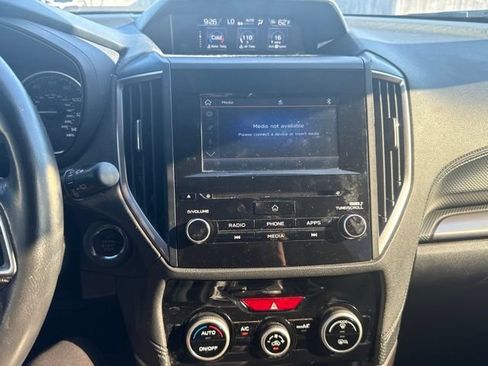 Used 2019 Subaru Forester Premium AWD/4WD image 12