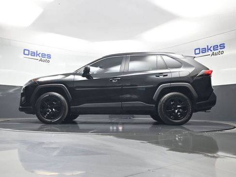 Used 2021 Toyota RAV4 LE image 37