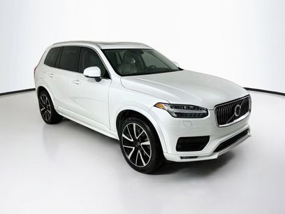 Used 2022 Volvo XC90 T6 Momentum w/ Advanced Package