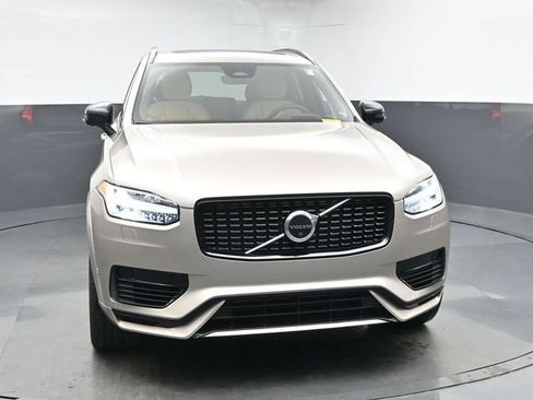 Used 2023 Volvo XC90 T8 Ultimate AWD/4WD image 2