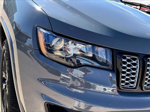 Used 2022 Jeep Grand Cherokee Laredo X RWD image 25
