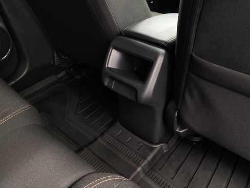 Certified 2025 Honda HR-V Sport image 27