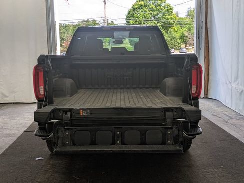 Used 2022 GMC Sierra 1500 SLT w/ X31 Off-Road Package AWD/4WD image 20
