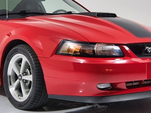 Used 2003 Ford Mustang Mach 1 RWD image 50