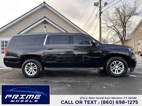Used 2015 Chevrolet Suburban LT image 8