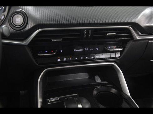 Certified 2025 MAZDA CX-90 3.3 Turbo w/ Select Package image 15