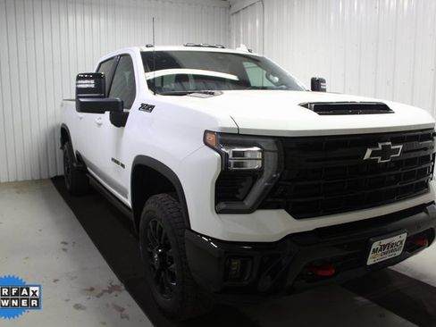 Used 2025 Chevrolet Silverado 2500 LTZ w/ LTZ Plus Package image 1