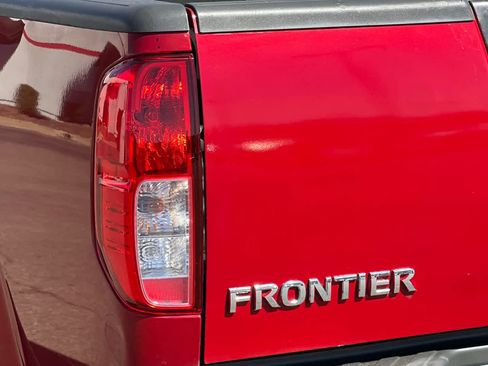 Used 2012 Nissan Frontier S RWD image 29