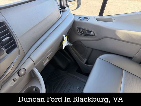 New 2026 Ford Transit 250 148 Medium Roof RWD image 26