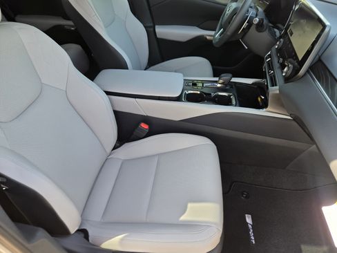 New 2026 Lexus RX 350 F Sport AWD/4WD image 6