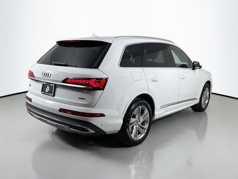 Used 2021 Audi Q7 2.0T Premium w/ Convenience Package AWD/4WD image 5