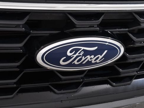 Used 2023 Ford Escape ST-Line w/ Tech Pack #1 AWD/4WD image 21