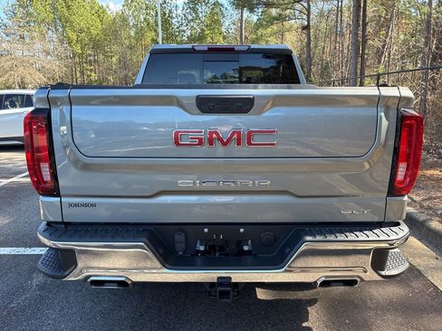 Used 2023 GMC Sierra 1500 SLT w/ SLT Convenience Package image 12
