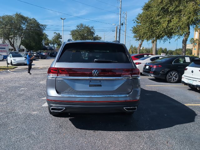Used 2024 Volkswagen Atlas SE FWD image 6