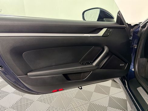Used 2022 Porsche 911 Carrera RWD image 13