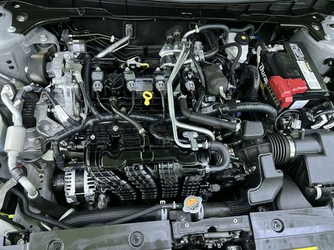 Used 2023 Nissan Altima 2.5 S FWD image 16