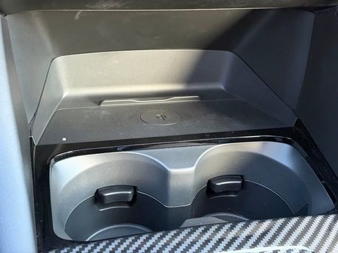 Used 2024 MAZDA MAZDA3 Hatchback w/Premium Plus Pkg image 25