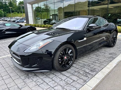 Used 2017 Jaguar F-TYPE Coupe RWD image 1