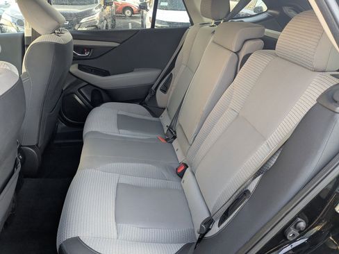 Used 2022 Subaru Outback Premium image 30