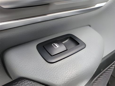Used 2019 RAM 1500 Big Horn AWD/4WD image 23