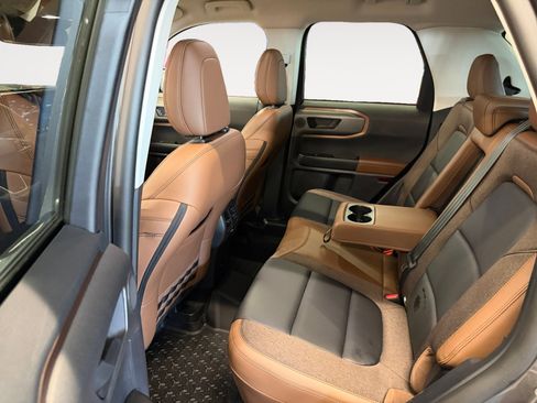 Used 2025 Ford Bronco Sport Outer Banks w/ Outer Banks Tech Package+ image 25