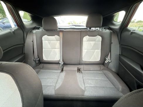 Certified 2024 Chevrolet Trax RS FWD image 24