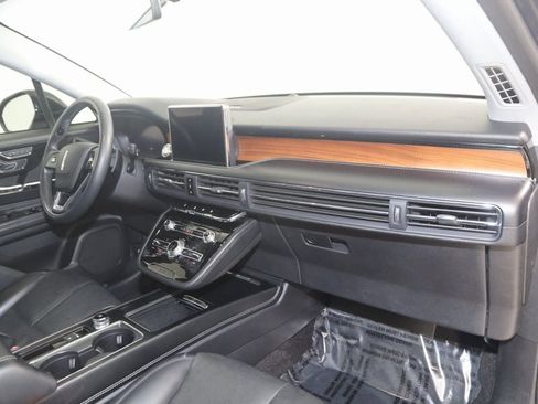 Used 2021 Lincoln Corsair Reserve w/ Equipment Group 201A image 41