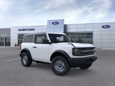 New 2025 Ford Bronco Base image 30