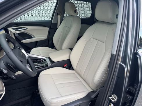 New 2025 Audi Q5 Premium Plus image 9