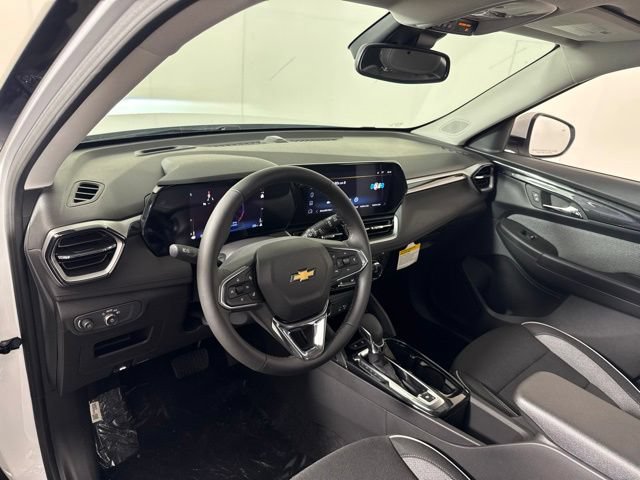 New 2026 Chevrolet TrailBlazer LT w/ Convenience Package FWD image 16